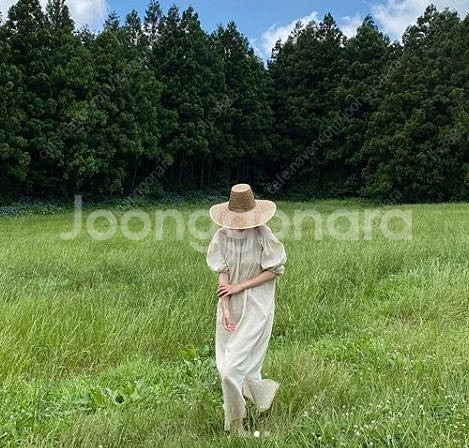 라밤바룸 로즈베이 오프숄더밴딩원피스 / 새제품 / 착불...--1
