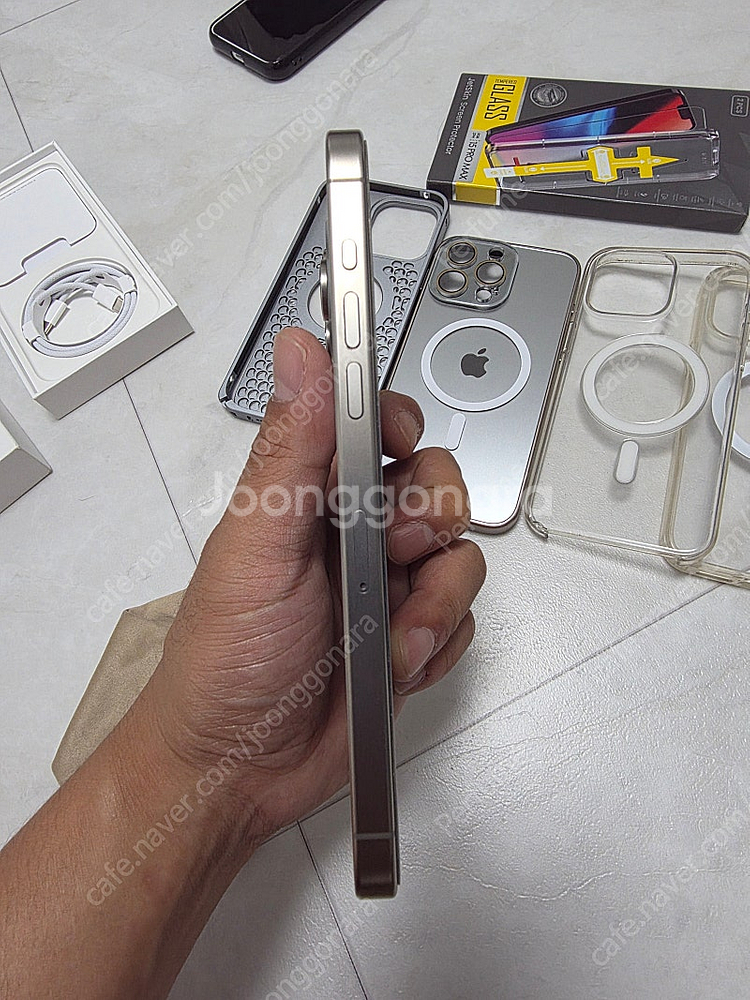 아이폰15 Pro Max 256GB 자급제 내추럴티타늄...--5