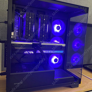 7800x3D 4070 고사양 완본체 판매합니다.