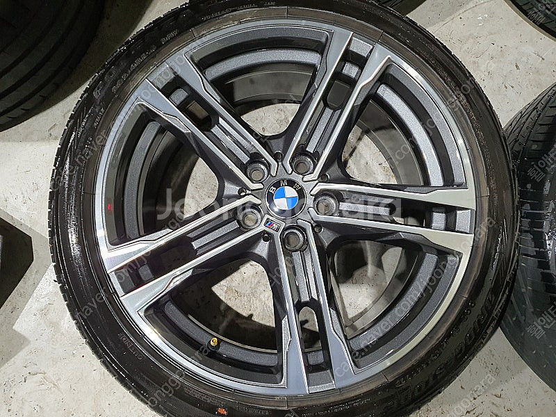 819m bmw1,2 시리즈 18인치 휠타이어 판매합니...--2