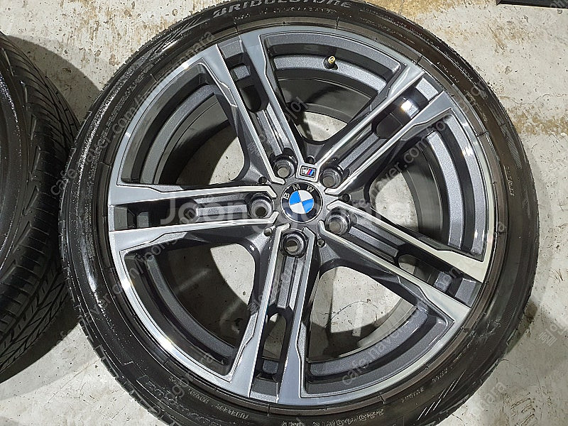 819m bmw1,2 시리즈 18인치 휠타이어 판매합니...--4