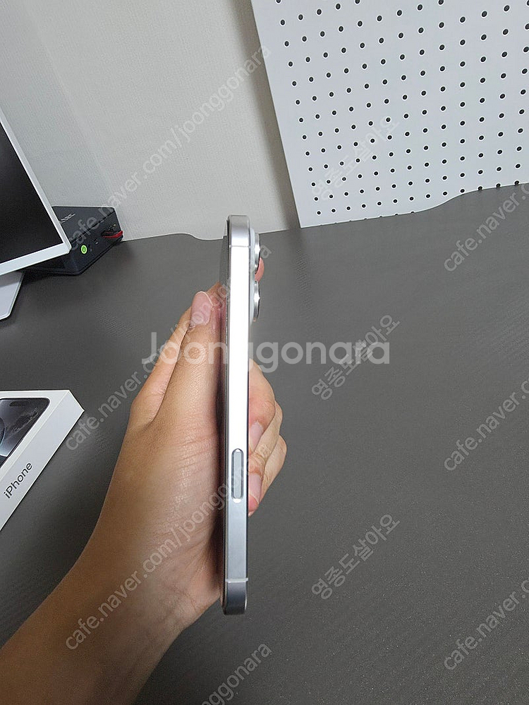 아이폰16프로 화이트 1tb/1테라--2