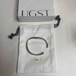 어그스트 실버팔찌 (거의새제품) 18만원