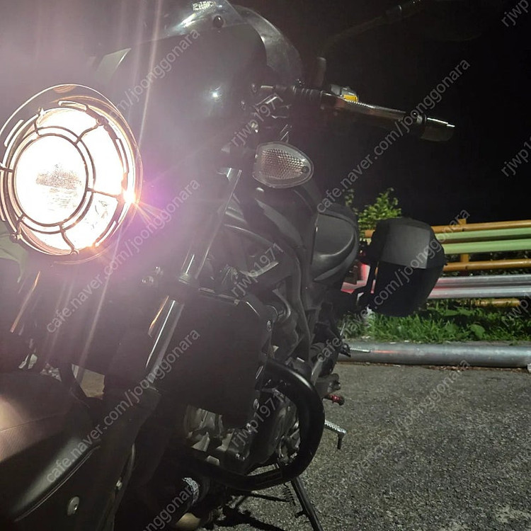 스즈키 sv650오토바이 판매 이미지