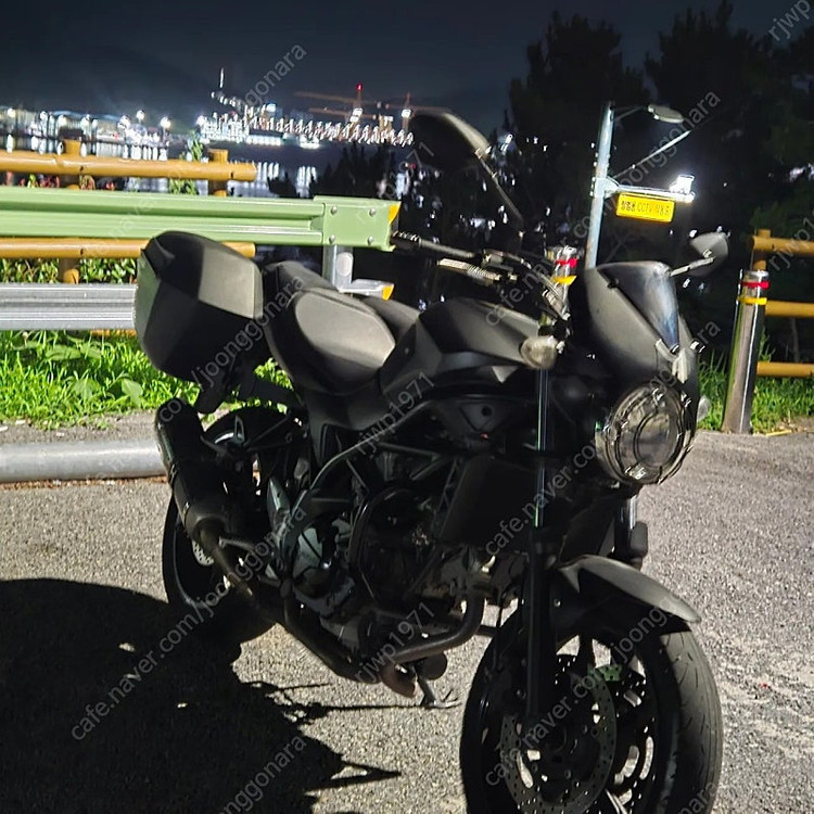 스즈키 sv650오토바이 판매 이미지