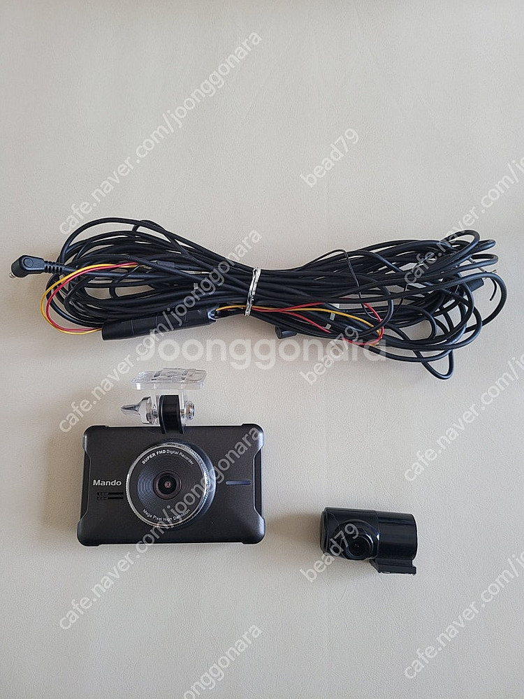 만도 M1 블랙박스 64GB 판매합니다--0