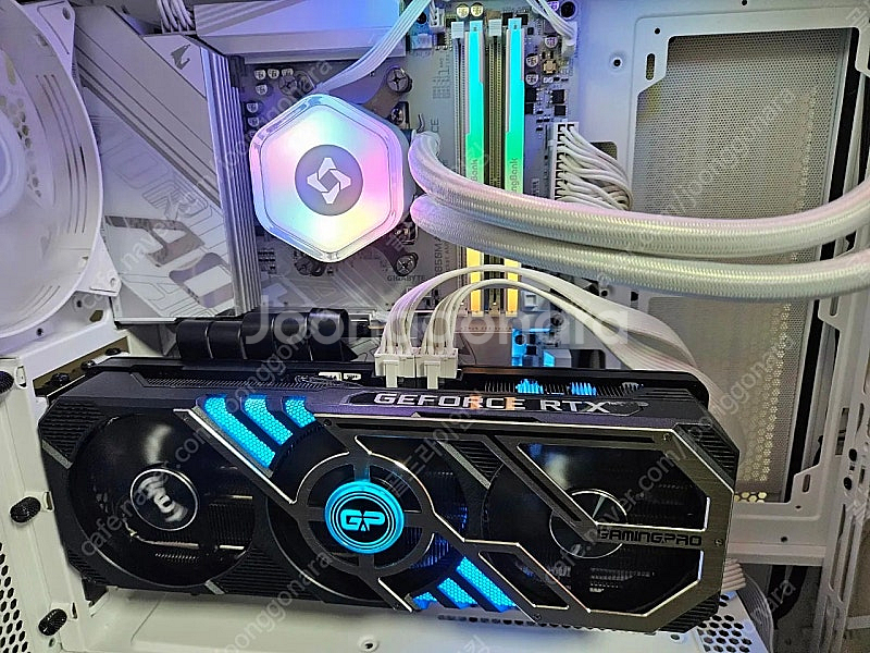 펠릿 RTX 3070TI 게이밍프로 A급 팝니다--0