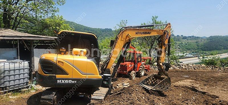 17년 4월식 현대 02 굴삭기 HX60MT 2300만...--1