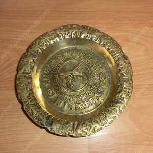 85년 대통령경호실 101경비단 기념 동판(13.5cm) 팝니다