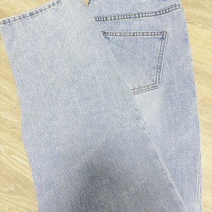 스튜디오 심플멍 Romy Lightblue Jeans 청바지 팝니다.