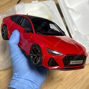 1:18 다이캐스트 켕파이 아우디 RS7
