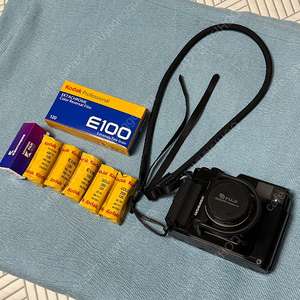 후지필름 gs645s 프로페셔널 판매합니다.