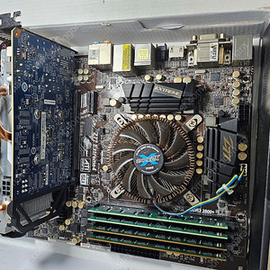 ASRock Z77 EXTREME4 보드+ CPU i7 3770K + RAM 8GB(삼성) x 4Ea (32GB)