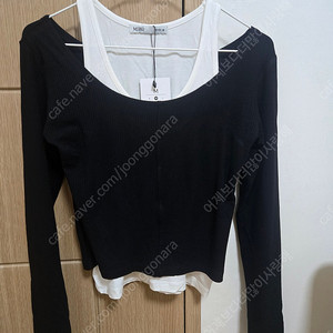 (가격내림) 미쏘 Mixxo 레이어드 골지 티셔츠 (m사이즈)