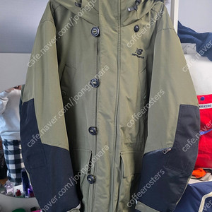 뉴발란스 카메라맨시티 xl 덕다운패딩 팝니다