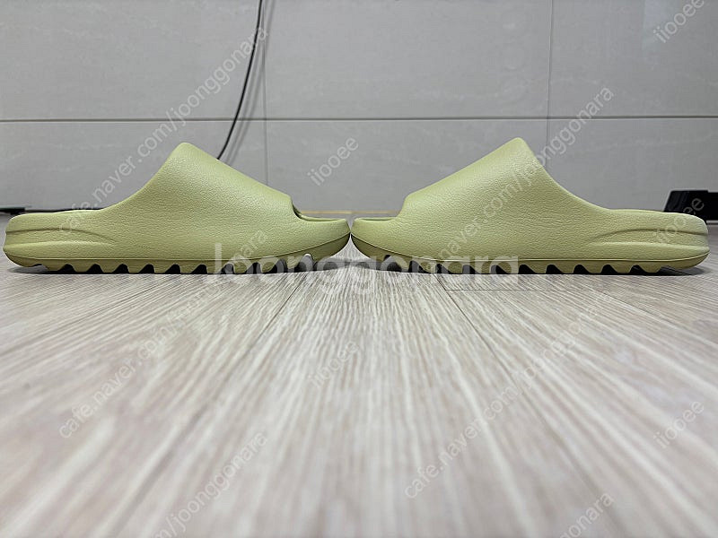 Yeezy 이지 슬라이드 레진 275--4