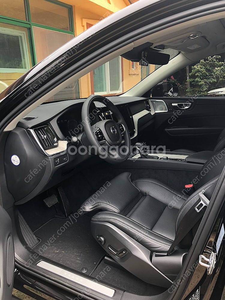 볼보XC60 T6 인스크립션--3