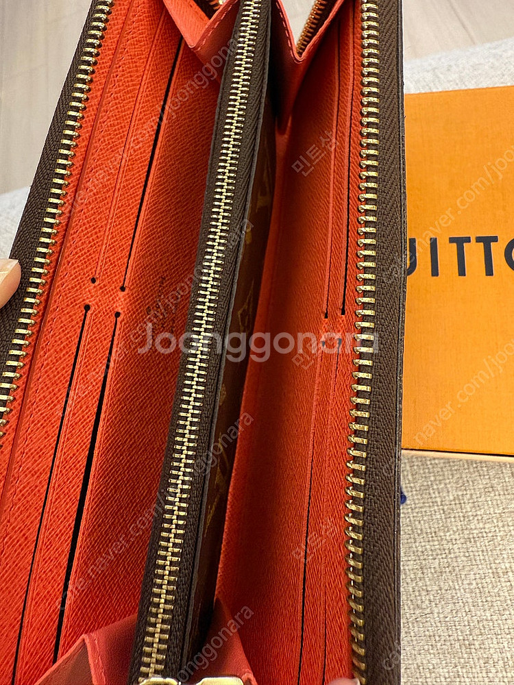 루이비통 장지갑--4