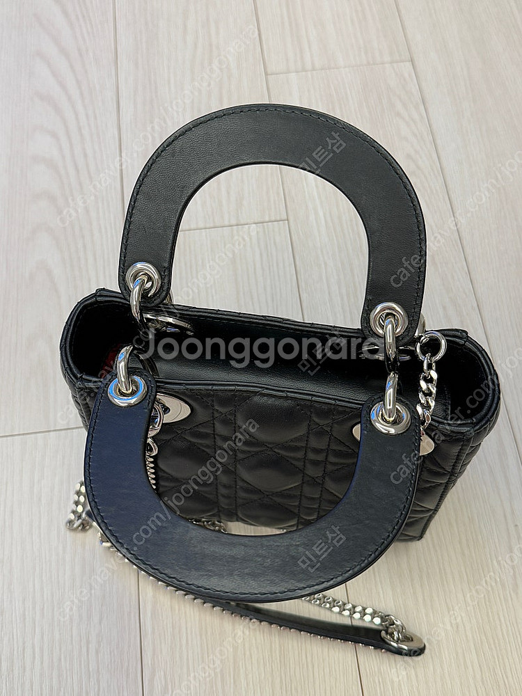 디올 레이디백 미니/급처/상태좋음--6