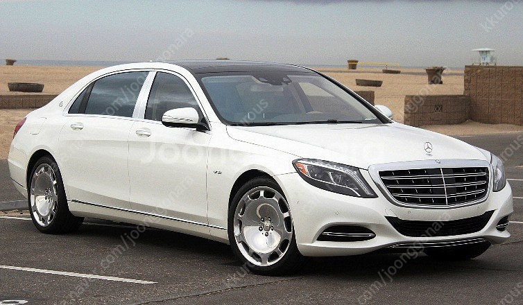 1:43 얼모스트리얼 벤츠 마이바흐 S600 W222 ...--1