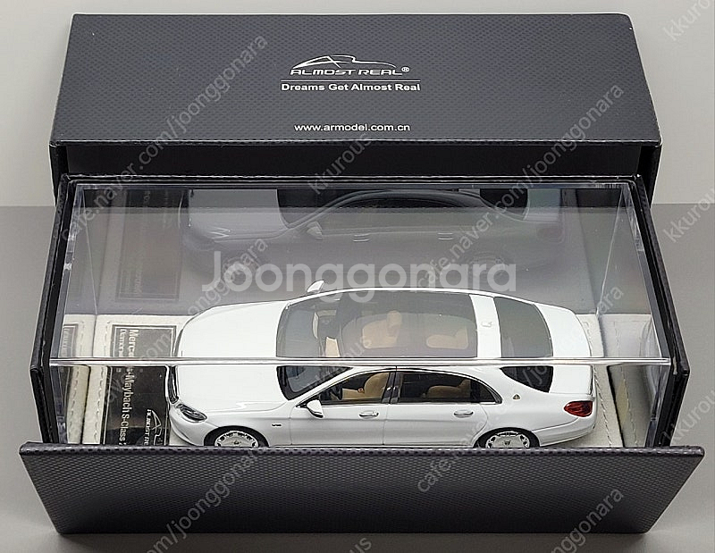 1:43 얼모스트리얼 벤츠 마이바흐 S600 W222 ...--2