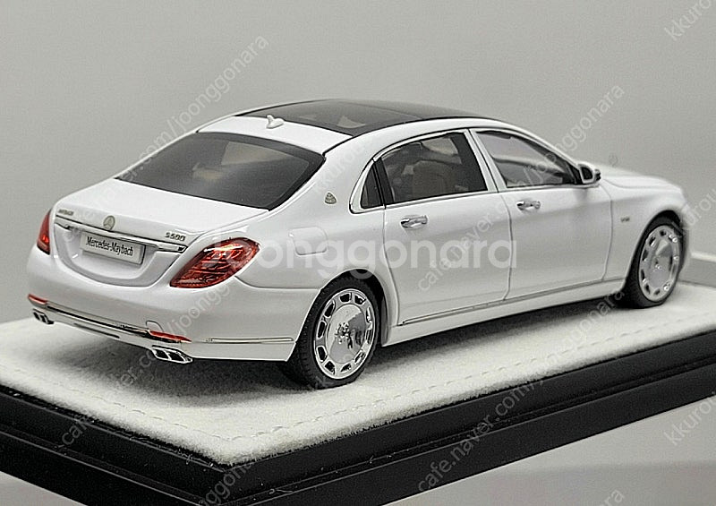 1:43 얼모스트리얼 벤츠 마이바흐 S600 W222 ...--4