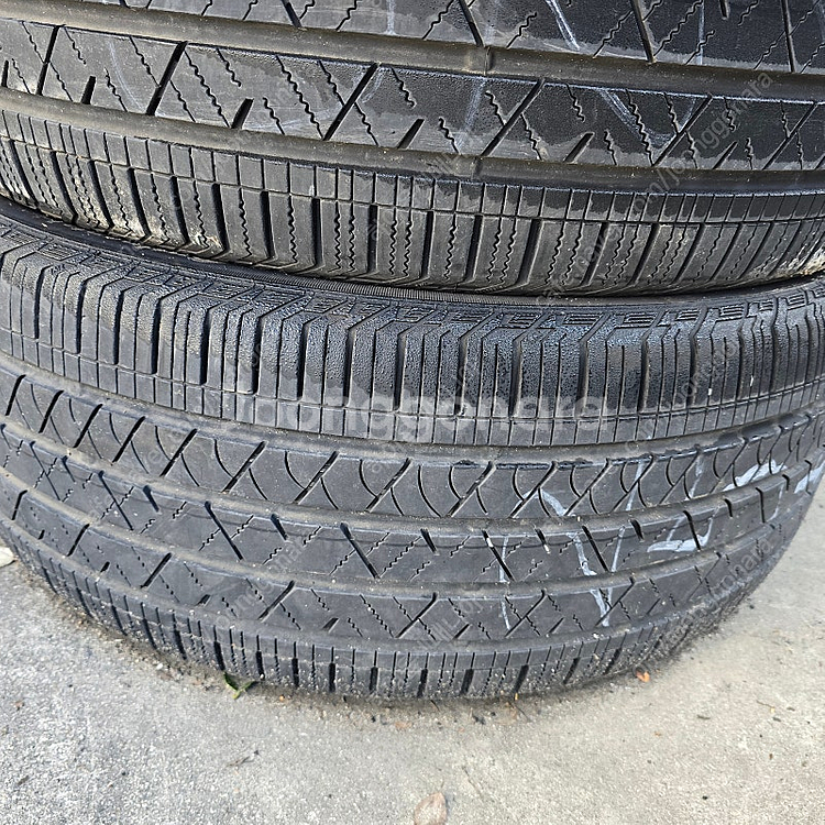 255 45 20 콘티넨탈 한대분15만 팝니다--0