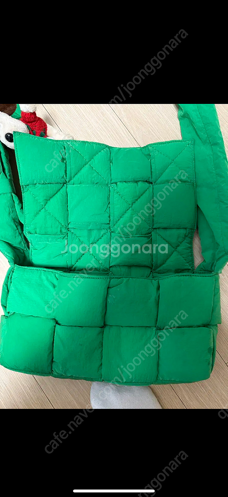보테가베네타 패딩 카세트백 그린--0