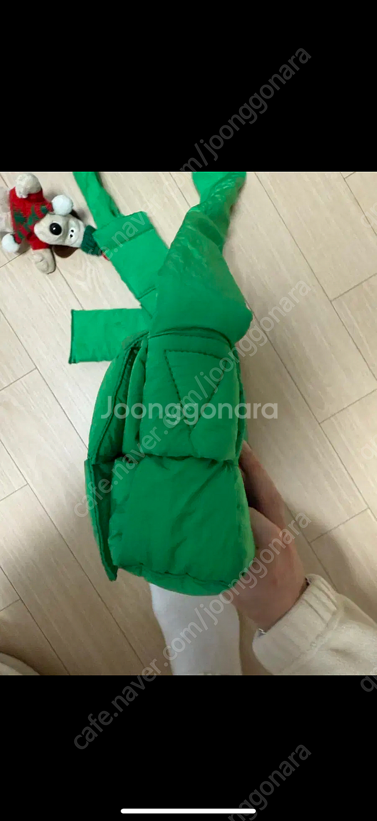 보테가베네타 패딩 카세트백 그린--2