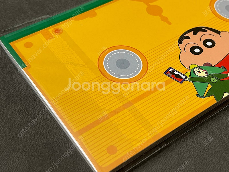 CGV 2024 짱구 캘린더 한정판 판매합니다 (스티커북 미개봉)--4