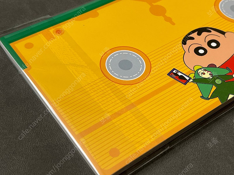 CGV 2024 짱구 캘린더 한정판 판매합니다 (스티커북 미개봉) 이미지