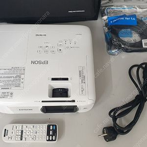 엡손 프로젝터 EH-TW750, EB-X31 가격내림