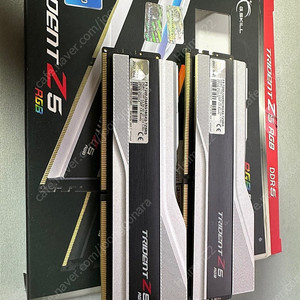 지스킬 트라이던트 DDR5-7200 CL34 실버 32GB(16x2)