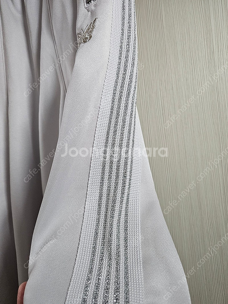 니들스 스튜디오스 HD 레임 트랙 팬츠 M사이즈--2