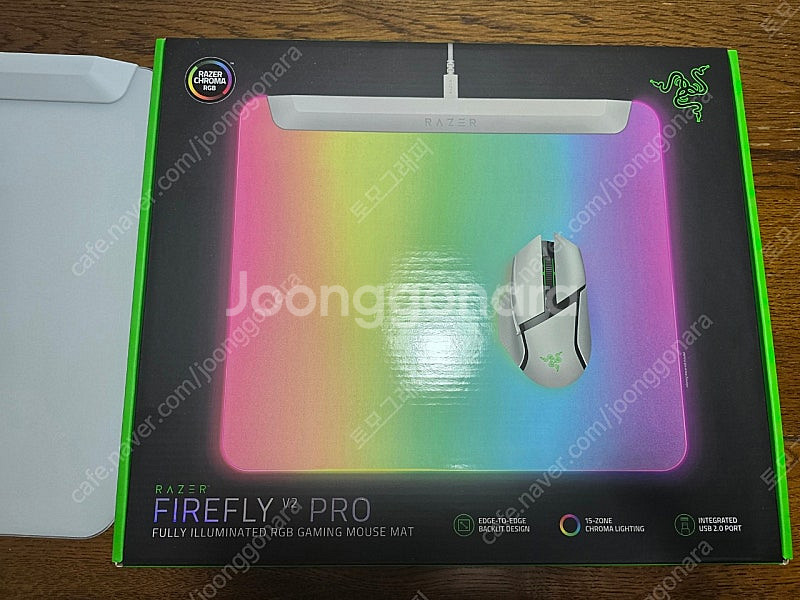 레이저 파이어 플라이 V2 PRO 화이트--0