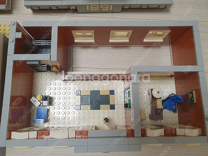 레핀 시청(레고 10224)--3