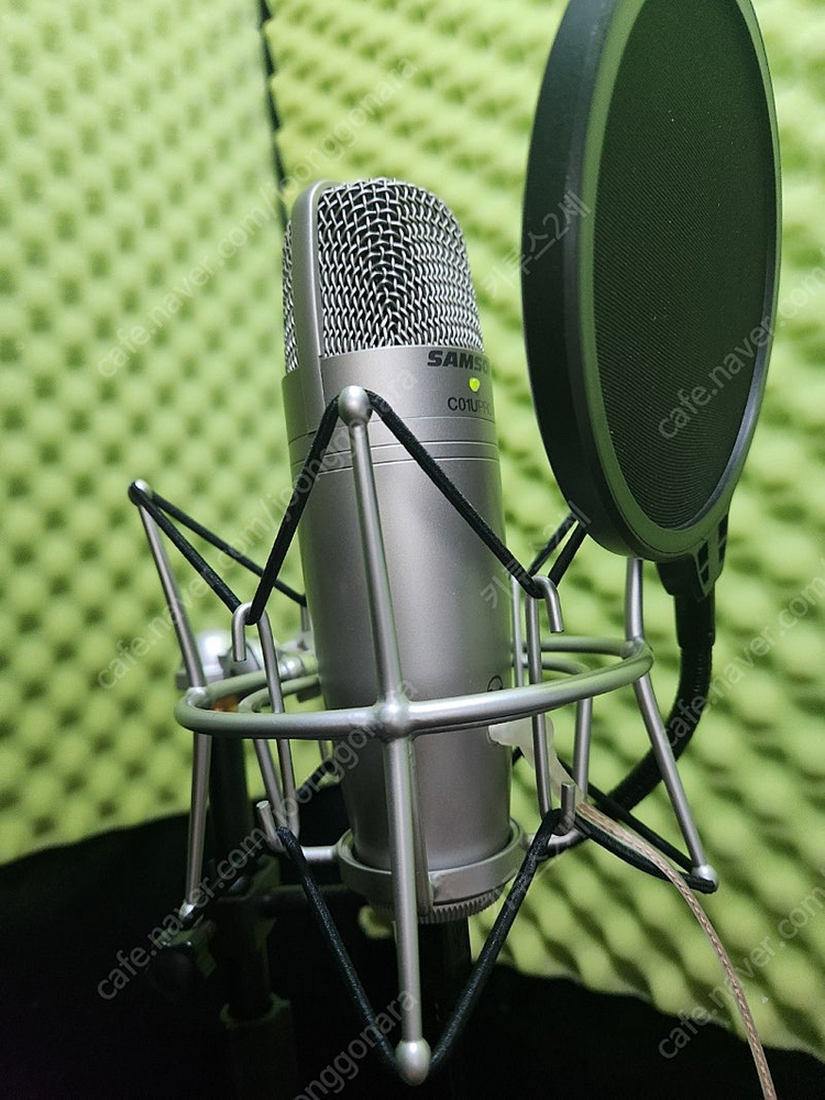 SAMSON C01U PRO 마이크, 쇼크마운트, 팝필터 세트 팝니다 이미지