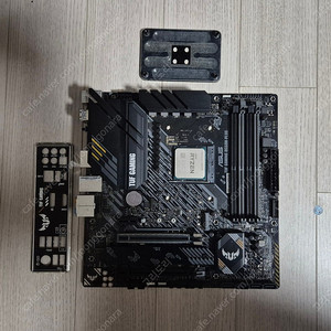 라이젠 5800x3d + b550m tuf gaming plus 메인보드 세트 판매합니다