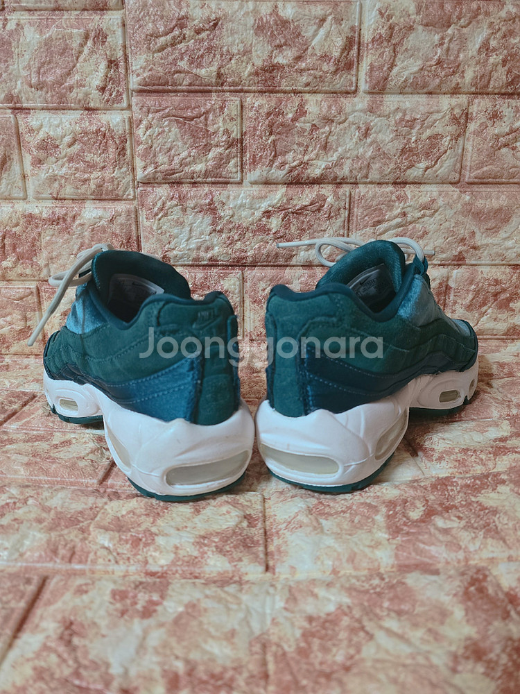 NIKE 나이키 여성 235mm 운동화 2종 각--4