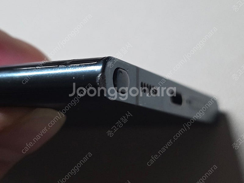 [파손]갤럭시S22 울트라 256GB 그린 팝니다.--3
