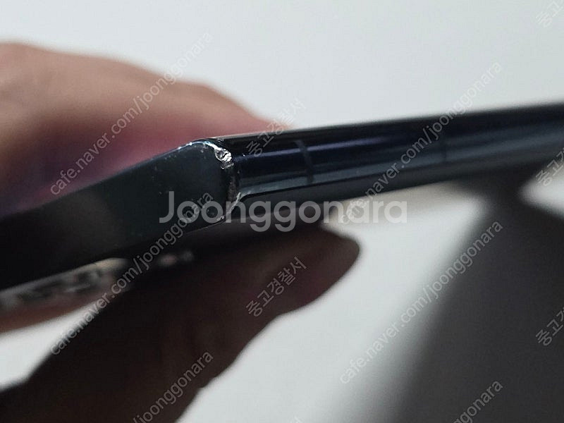 [파손]갤럭시S22 울트라 256GB 그린 팝니다.--6