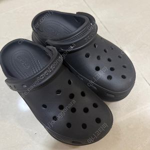 크록스 크러쉬 클로그 블랙 240