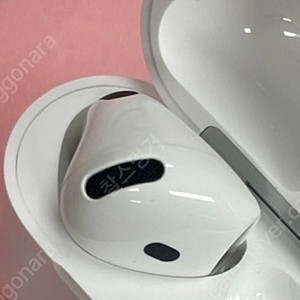 에어팟4 일반형 왼쪽 팝니다 (노캔X)