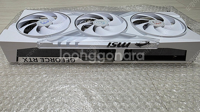 MSI 지포스 RTX 5070 게이밍 트리오 OC 화이...--5