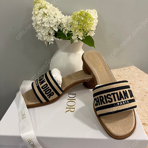 (정품) Dior 디올 Dway 뮬 슬리퍼 신발 (최종가격️)