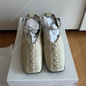 질샌더 발레리나 휩스티치 플랫