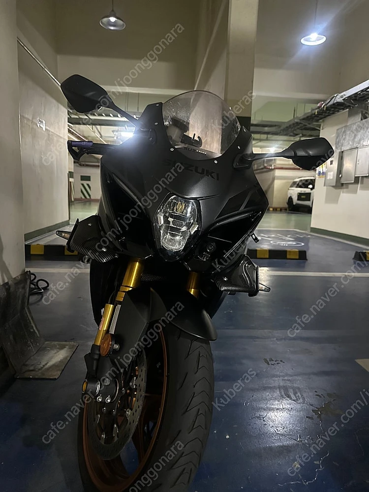 21년식 Gsxr r1000r 블랙 에디션 이미지