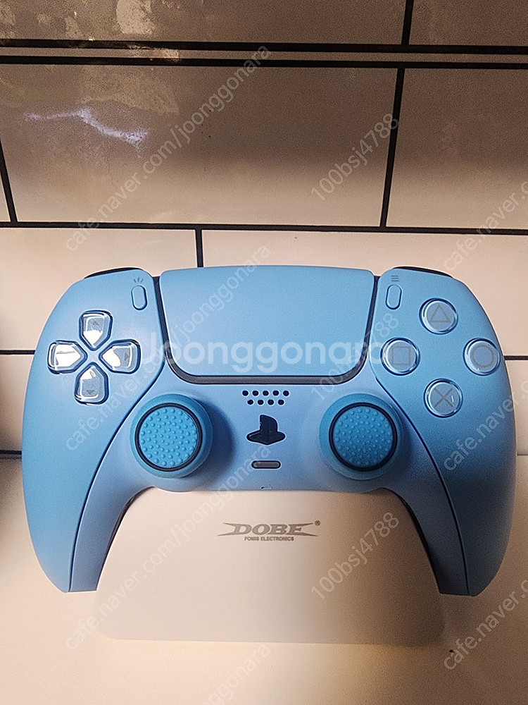 Ps5 플스5 듀얼센스 스카이블루 4백버튼 팝니다.--0