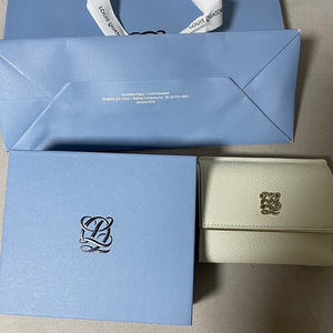 새제품+쇼핑백) 루이까또즈 여성 반지갑 아이보리
