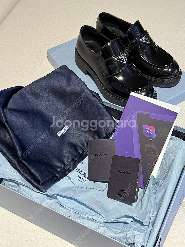 여성) 프라다 초콜릿 브러쉬드 레더 로퍼 블랙 37사이...--5